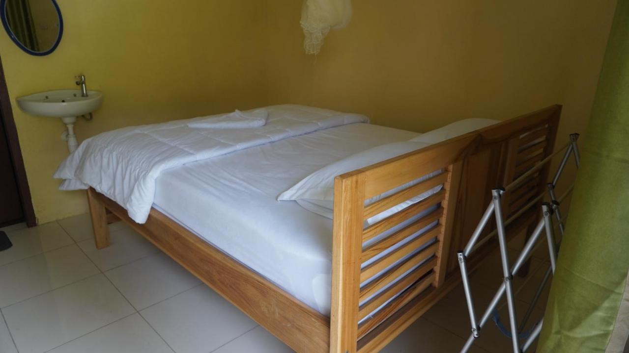 Wisma Kelimutu Ende Zewnętrze zdjęcie