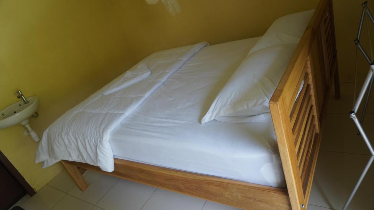 Wisma Kelimutu Ende Zewnętrze zdjęcie